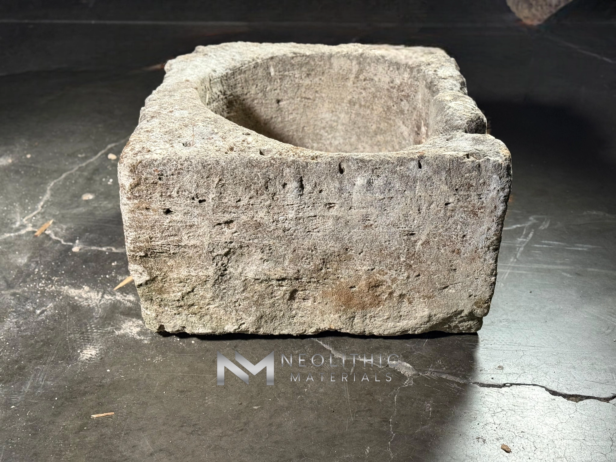 French Antique 18th Century Limestone Petit Well Head - Image 2